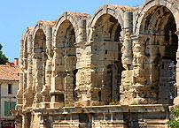 Deluxe Drivers : The Alpilles and Arles